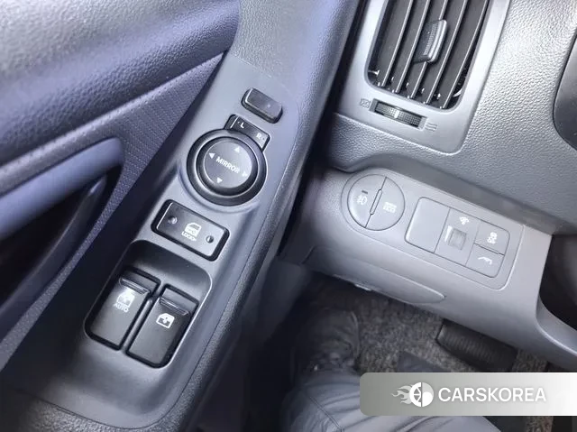 Hyundai The New Grand Starex id 3619508 из Кореи 15