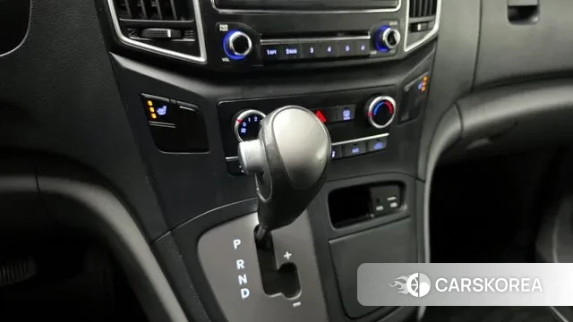 Hyundai The New Grand Starex id 3396811 из Кореи 19