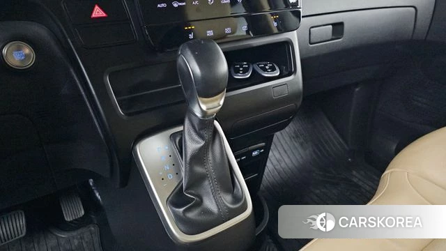 Hyundai Staria id 4323386 из Кореи 32