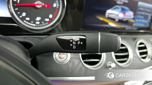 Mercedes-Benz E-Class W213 id 3894209 из Кореи 19