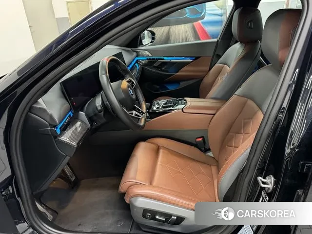 BMW i5 (G60) id 3595246 из Кореи 17