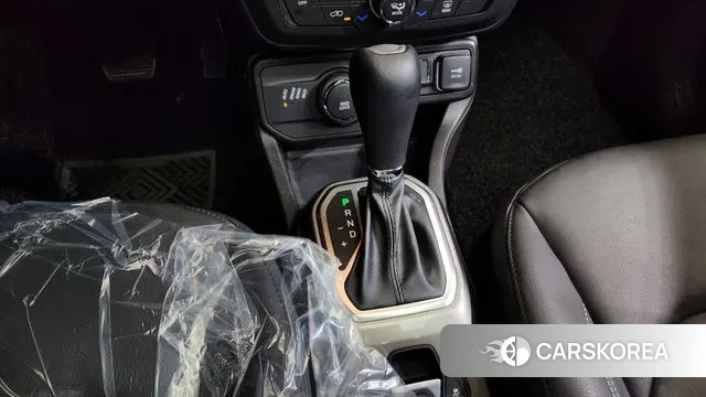 Jeep Renegade id 3727139 из Кореи 19