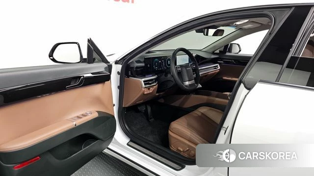 Hyundai Grandeur Hybrid (GN7) id 4905157 из Кореи 33
