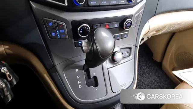 Hyundai The New Grand Starex id 2932132 из Кореи 19