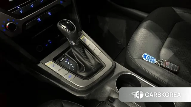 Hyundai Avante AD id 2971452 из Кореи 19