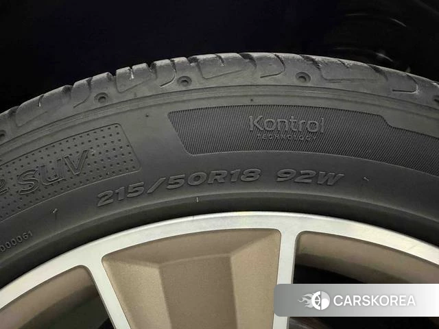 Audi Q2L id 4273769 из Китая 17