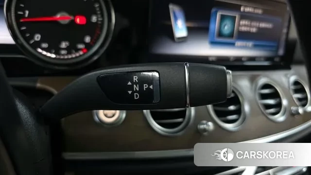 Mercedes-Benz E-Class W213 id 2981773 из Кореи 19