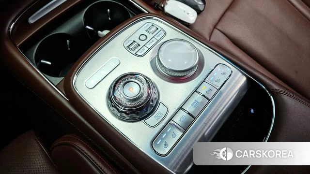 Genesis G90 (RS4) id 3871622 из Кореи 19