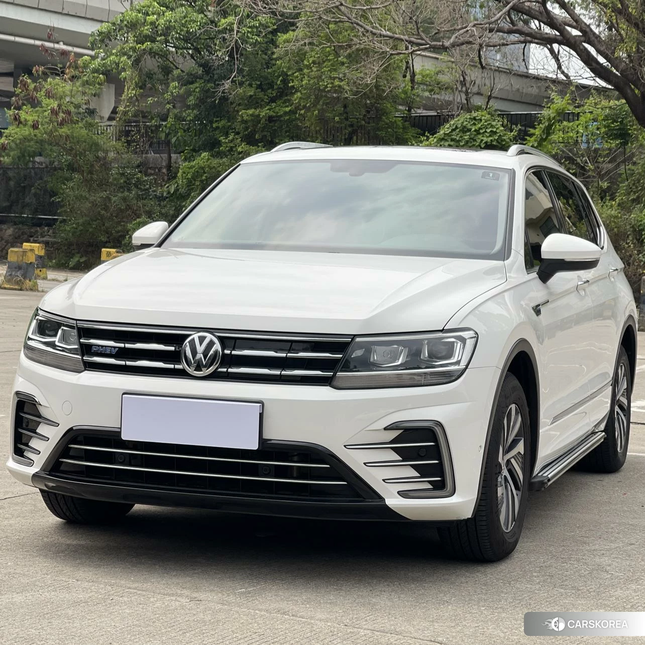 Volkswagen Tiguan L PHEV id 4453157 из Китая 21