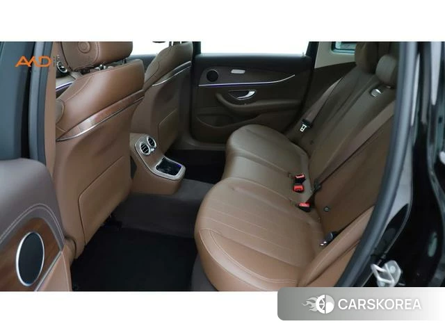 Mercedes-Benz E-class id 4240450 из Китая 9