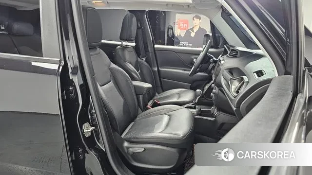 Jeep Renegade id 3504563 из Кореи 19