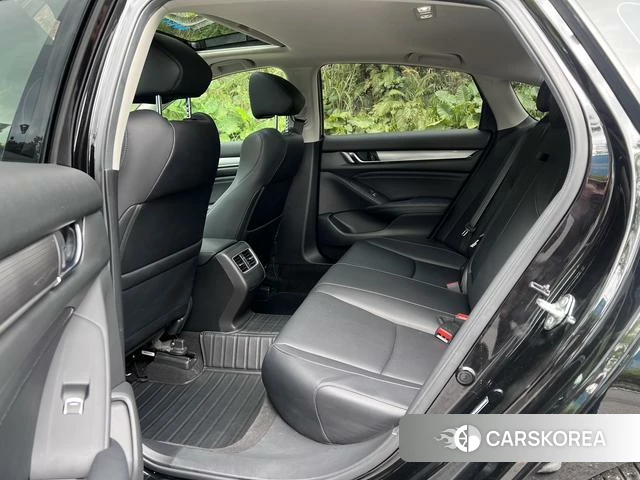 Honda Accord id 4276990 из Китая 9