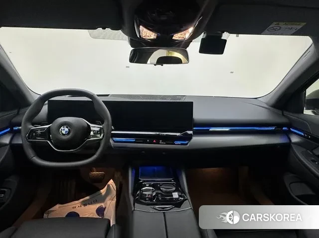 BMW 5 Series (G60) id 3431629 из Кореи 19