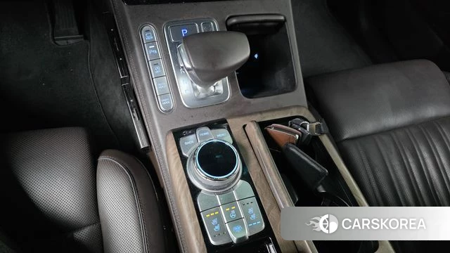 Genesis G90 id 3942801 из Кореи 19