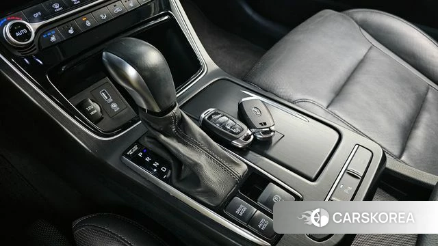 Hyundai Grandeur IG id 3880240 из Кореи 19