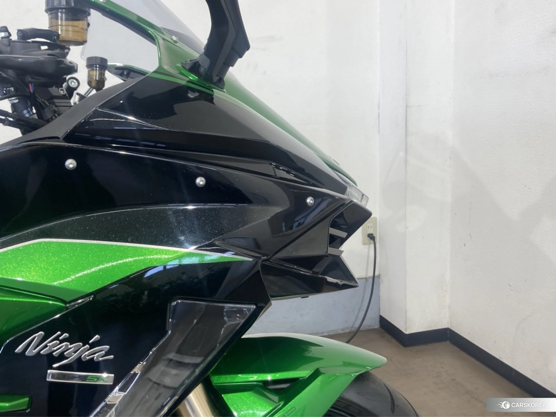 Kawasaki NINJA H2 SX SE id 4373962 из Японии 9