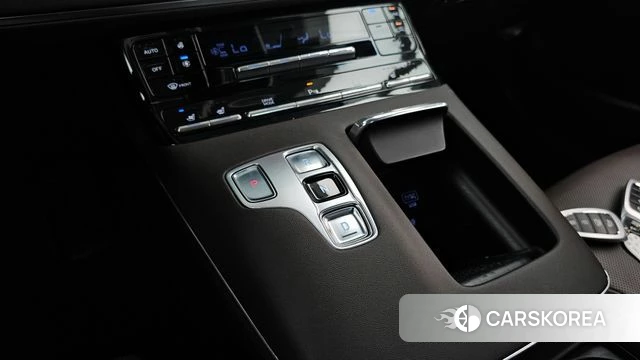 Hyundai The New Grandeur IG Hybrid id 4195979 из Кореи 19