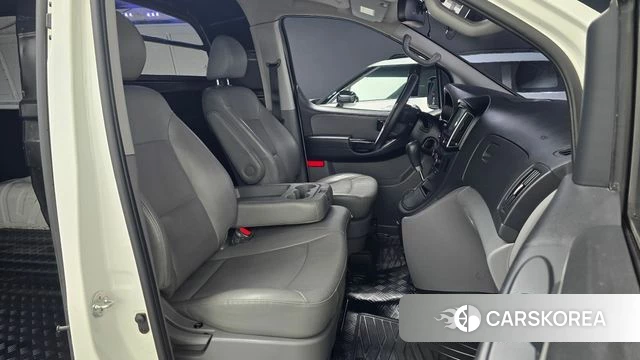 Hyundai The New Grand Starex id 3880205 из Кореи 19