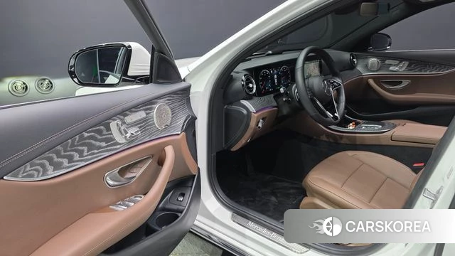 Mercedes-Benz E-Class W213 id 4488709 из Кореи 32