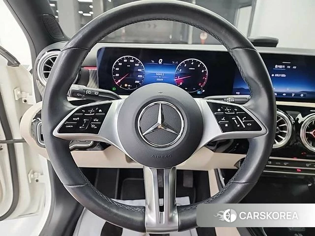 Mercedes-Benz A-Class W177 id 4414277 из Кореи 18