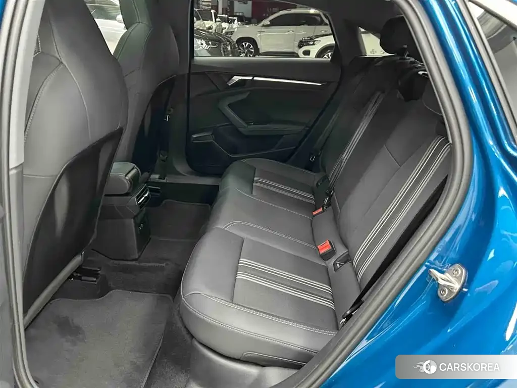 Audi A3 id 4680703 из Китая 23