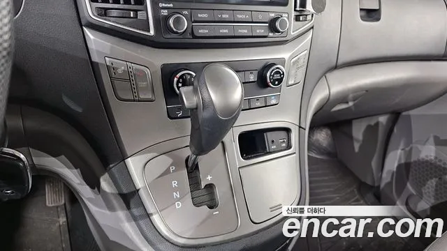 Hyundai The New Grand Starex id 2491700 из Кореи 19