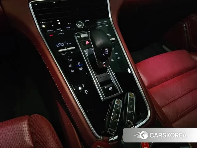 Porsche Panamera (971) id 3021023 из Кореи 19