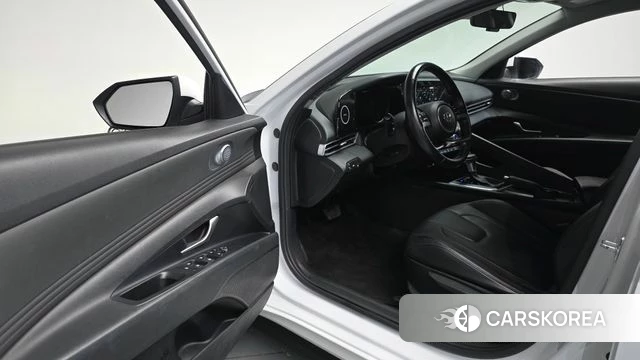 Hyundai Avante (CN7) id 3911247 из Кореи 19