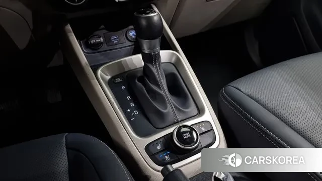 Hyundai Venue id 2940455 из Кореи 19