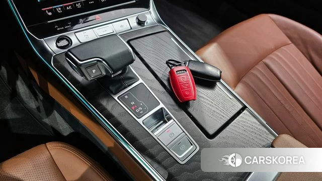 Audi A6 (C8) id 3893136 из Кореи 19