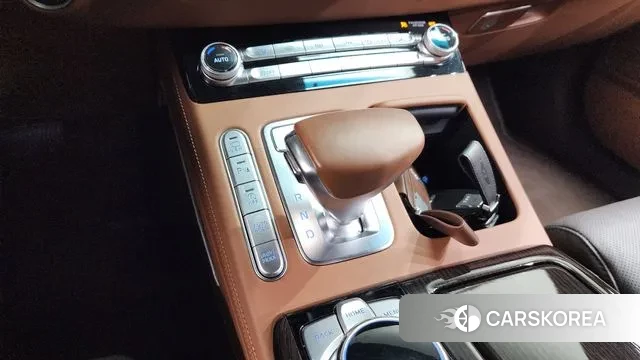 Genesis G90 id 3789394 из Кореи 19