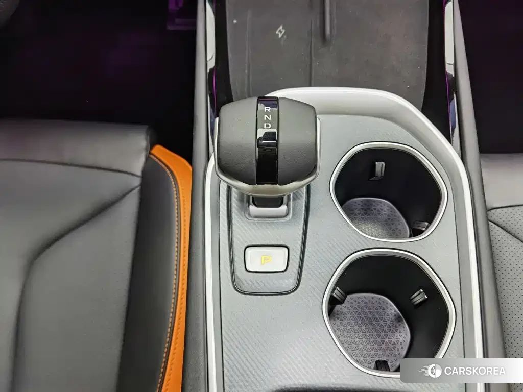 Chang'an UNI-V id 4679561 из Китая 23