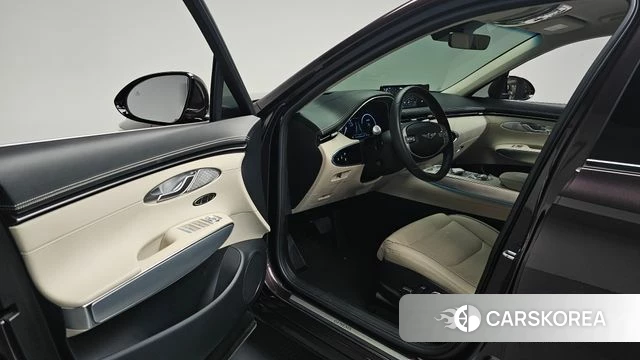 Genesis GV70 id 4283781 из Кореи 32