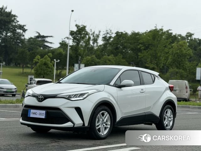 Toyota C-HR id 4348824 из Китая 21