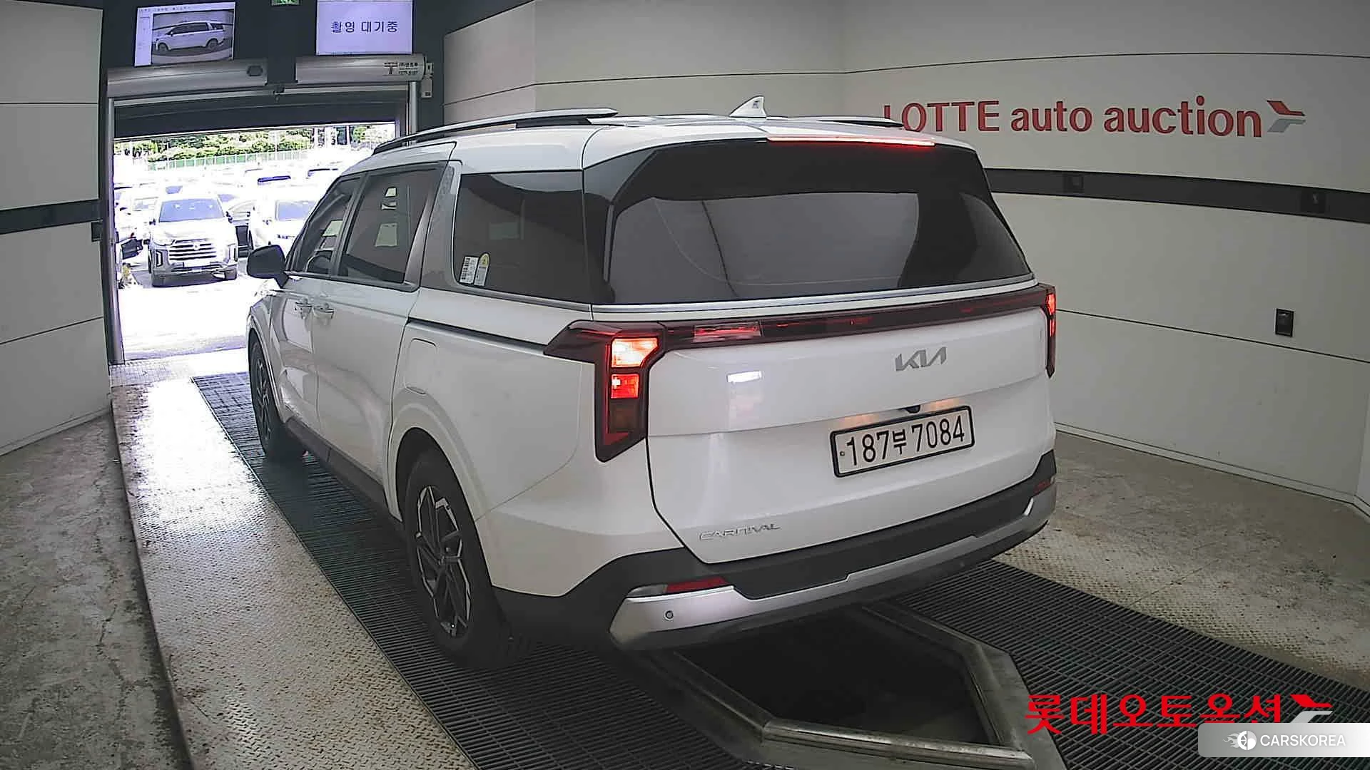 Kia Carnival id 4504295 из Кореи 36