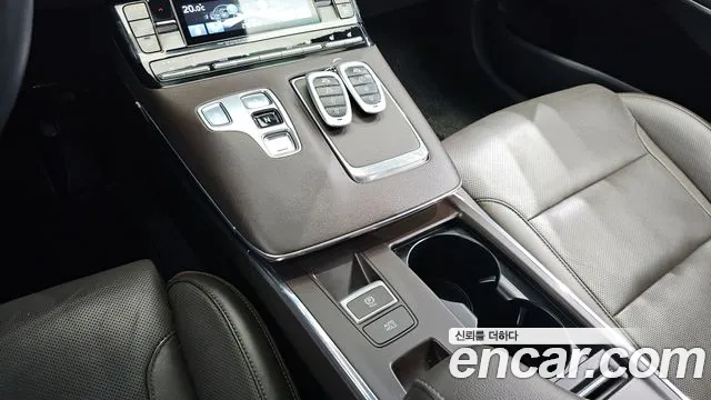 Hyundai The New Grandeur IG id 2681381 из Кореи 19