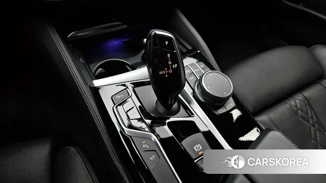 BMW 5 Series (G30) id 3677130 из Кореи 19