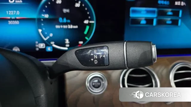 Mercedes-Benz E-Class W213 id 3556427 из Кореи 19