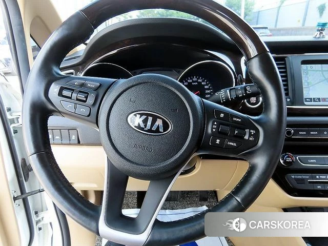 Kia The New Carnival id 4397329 из Кореи 19