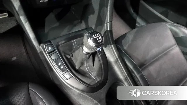 Hyundai Veloster (JS) id 3396920 из Кореи 19