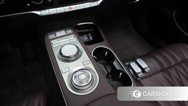 Genesis GV70 id 3591231 из Кореи 19