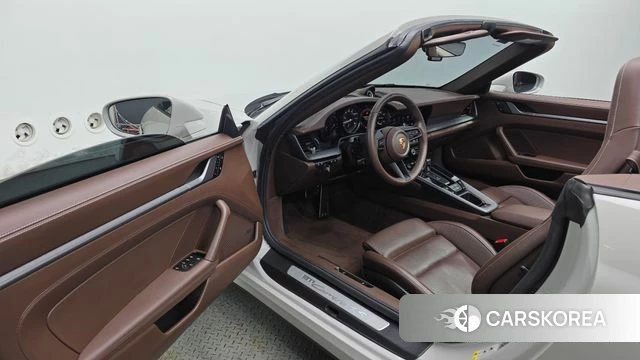Porsche 911(992) id 4442781 из Кореи 28