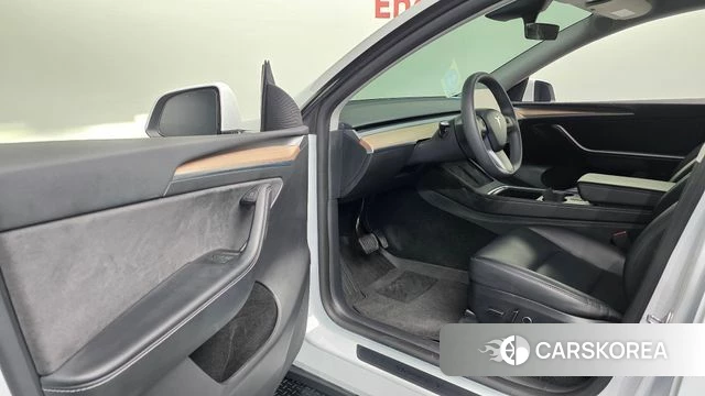 Tesla Model Y id 4863281 из Кореи 30
