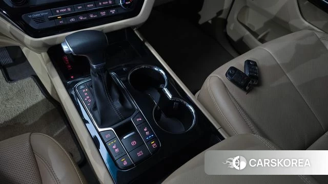 Kia The New Carnival id 4605030 из Кореи 19