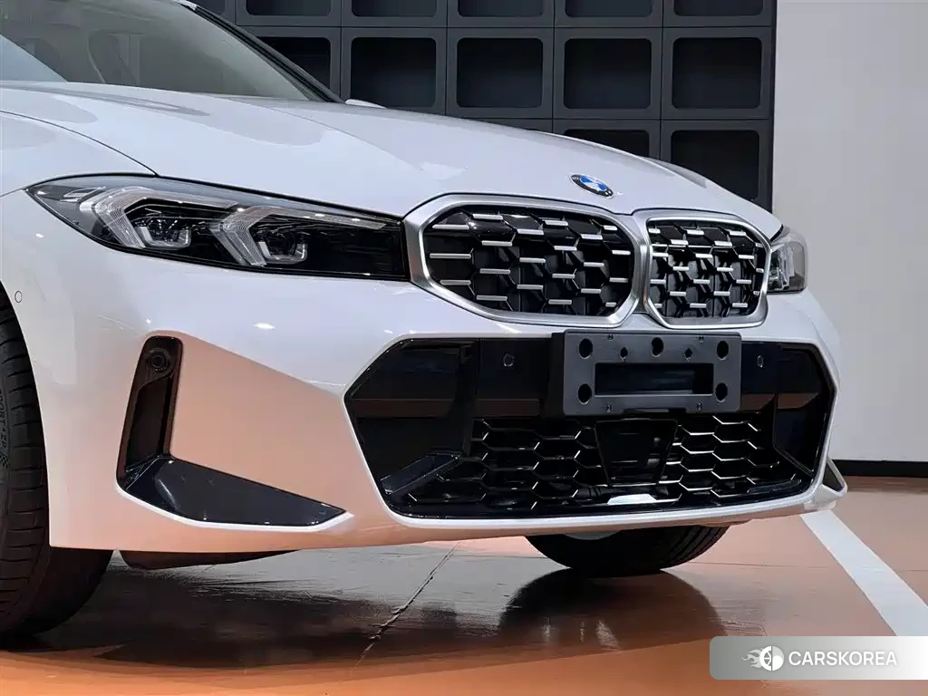 BMW 3 series id 4538821 из Китая 25