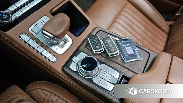 Genesis G90 id 3060419 из Кореи 19