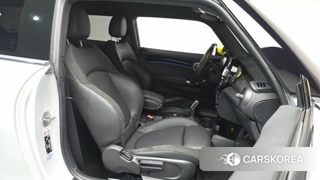 Mini Cooper Electric id 3851798 из Кореи 19