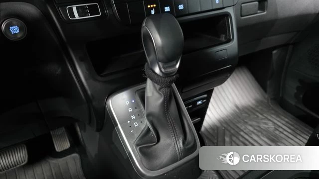 Hyundai Staria id 4401648 из Кореи 19
