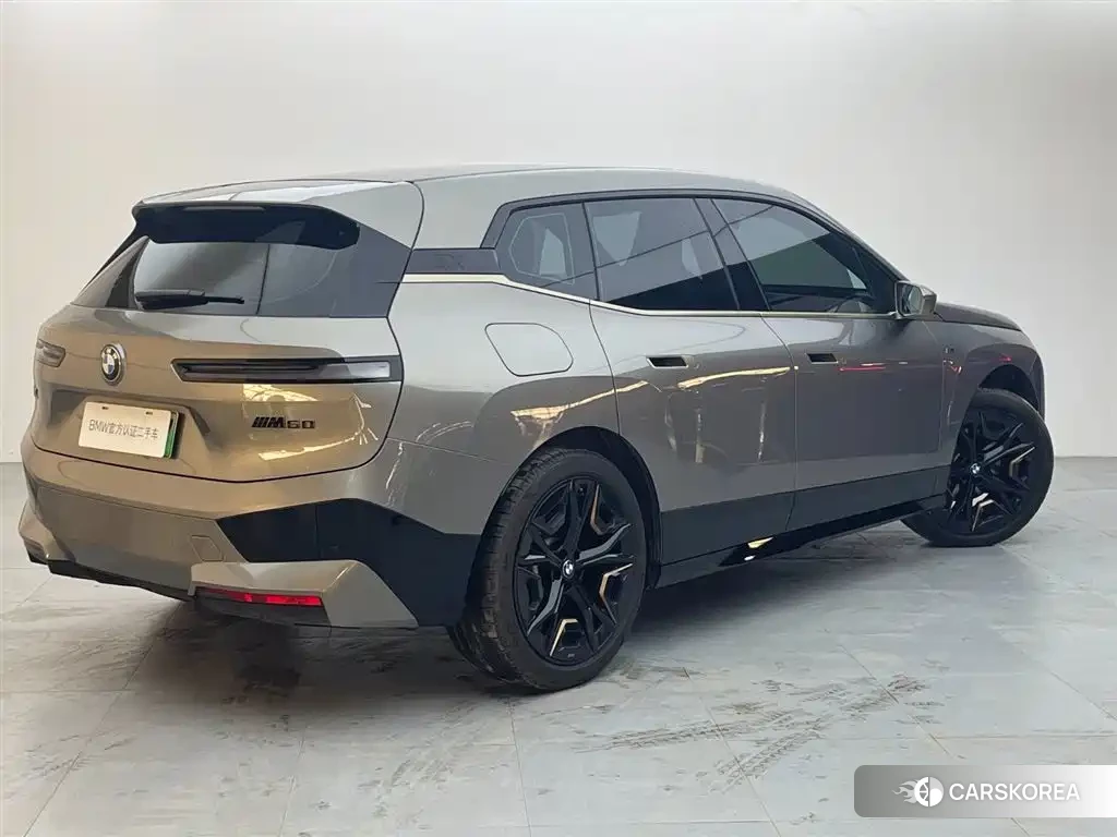 BMW iX M60 id 4576649 из Китая 16