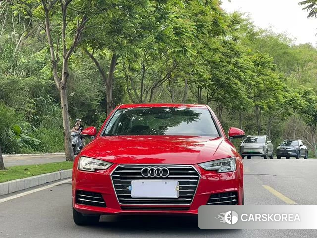 Audi A4L id 4235650 из Китая 9
